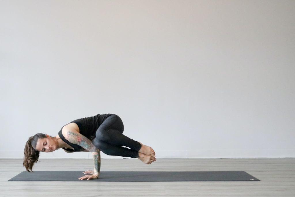 Alignment & Balance- One Hour Intermediate Iyengar Yoga 