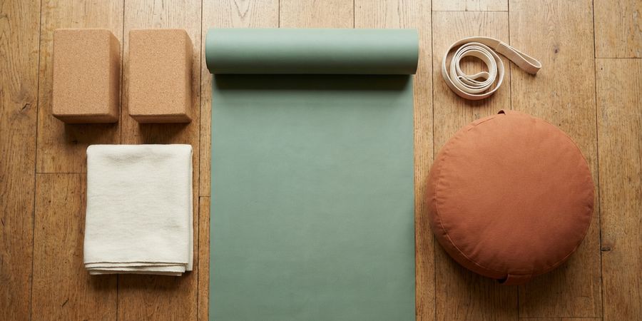 equipamiento recomendado hatha yoga